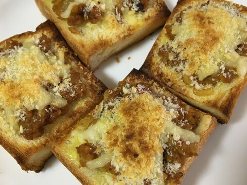 おつまみにも! カレーパン風トースト